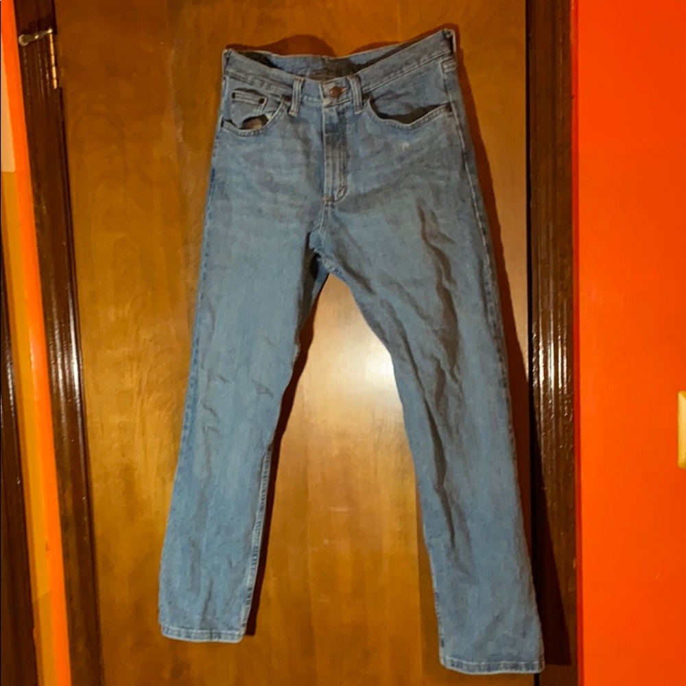 Men’s wrangler blue jeans